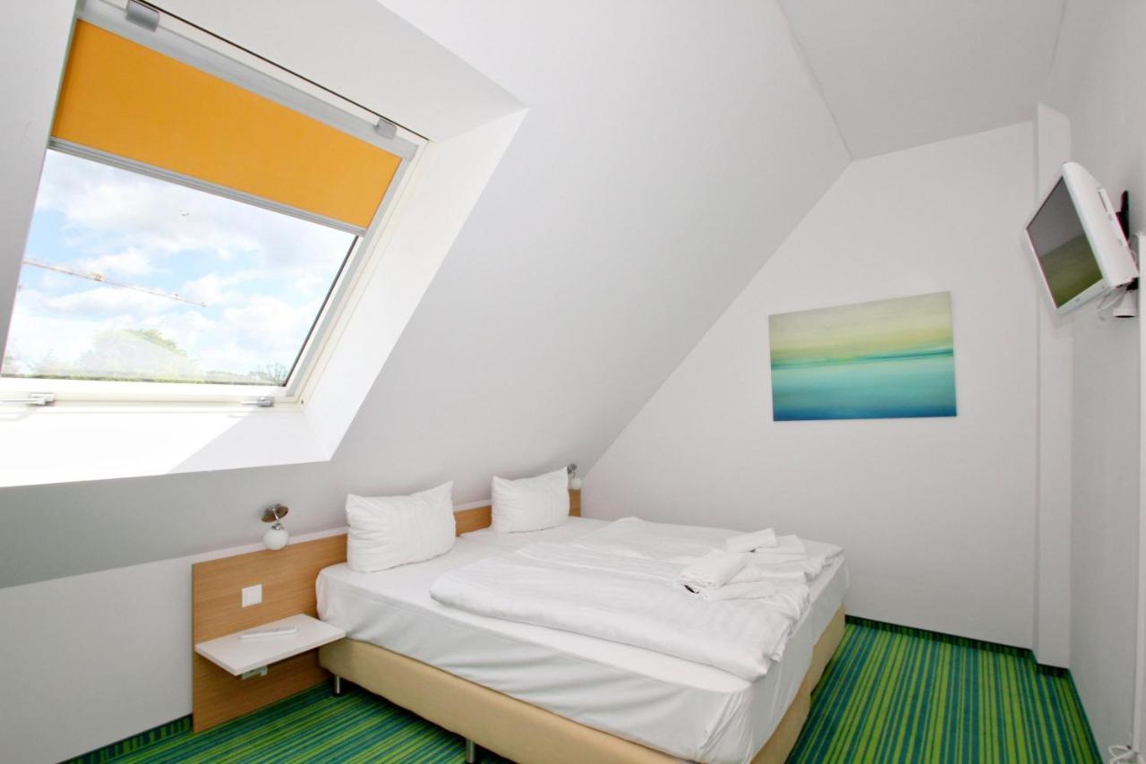 Strandnahe Fewo Mit Balkon, Gratis Nutzung Vom Ahoi Erlebnisbad Und Sauna In Sellin - Rex Rugia Fewo 30-6 لوبه المظهر الخارجي الصورة